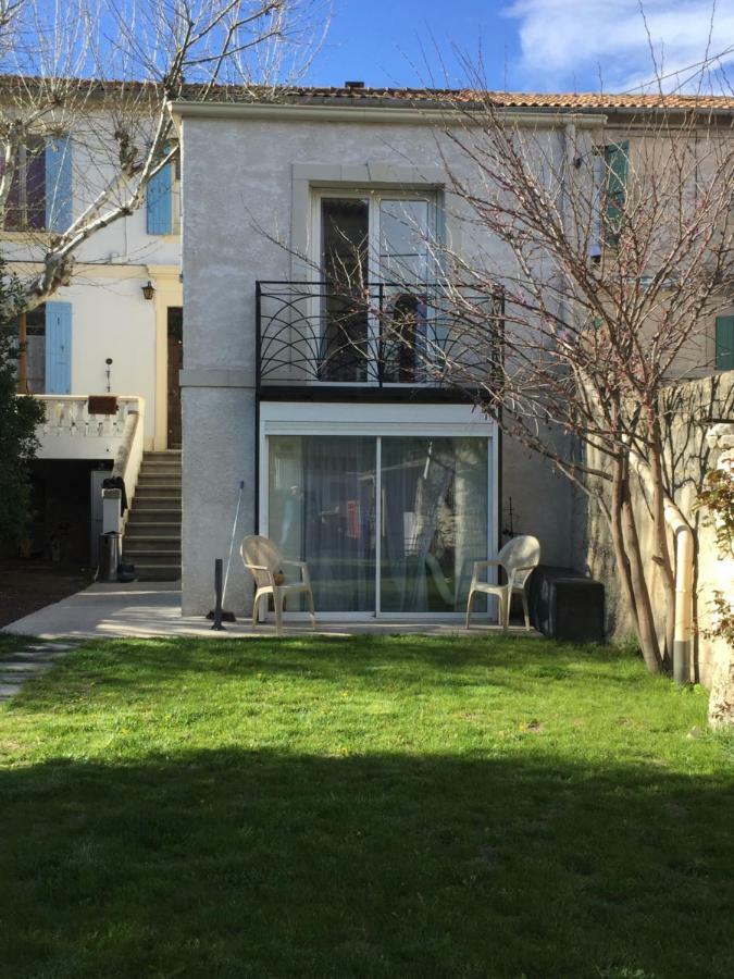Les Papalines Villa Avignon Bagian luar foto